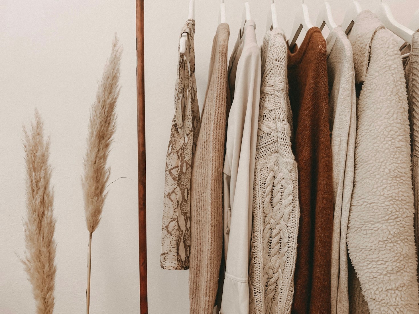Five Reasons To Choose Preloved Over Fast Fashion